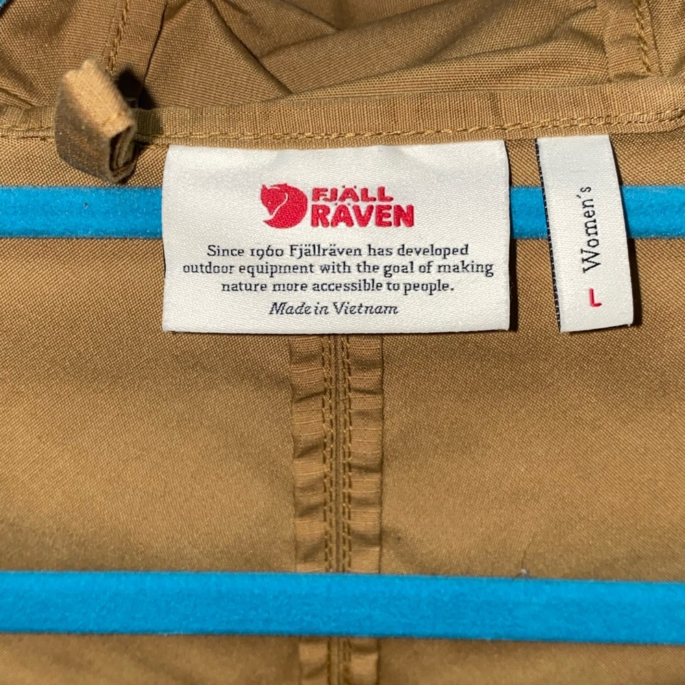 Fjallraven Women's Tan Lightweight Jacket - Picture 3 of 6